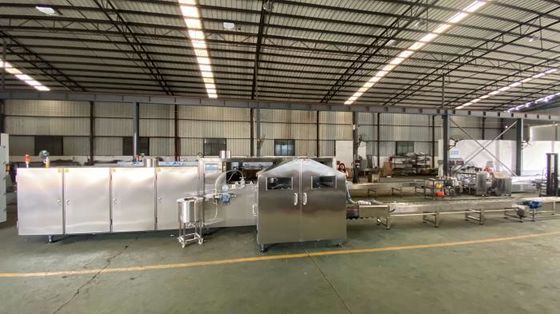 Хорошая цена. Машина автоматического конуса мороженого PLC 3500pcs/h печь онлайн